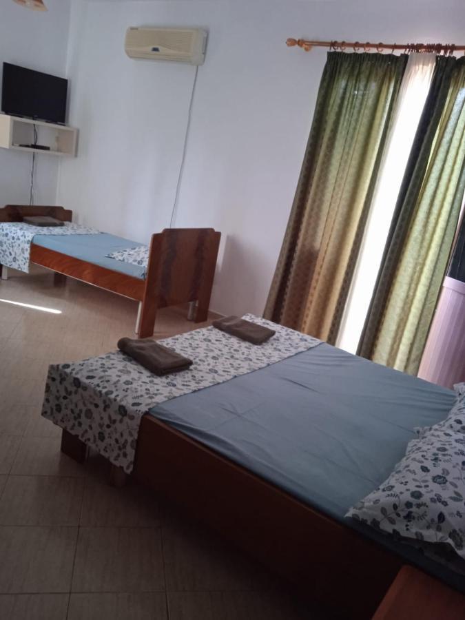 Hotel Moris Kryemëdhej Dış mekan fotoğraf