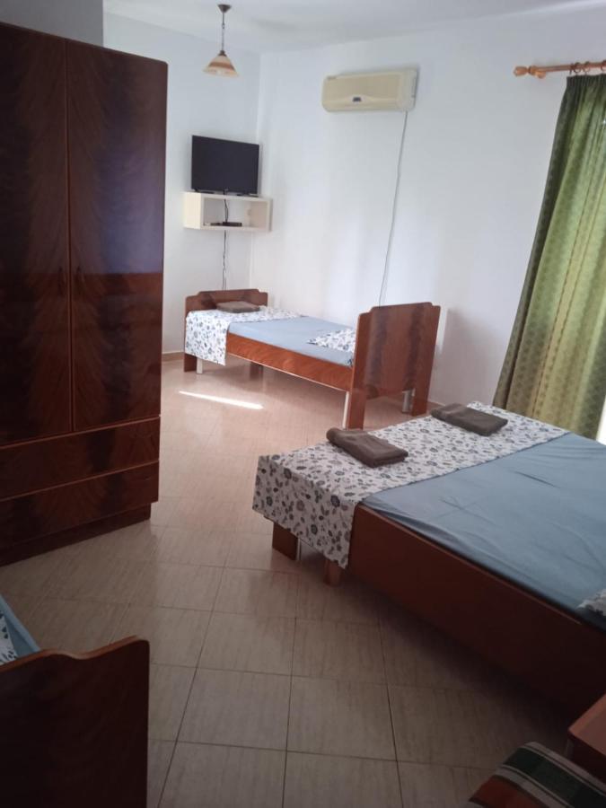 Hotel Moris Kryemëdhej Dış mekan fotoğraf